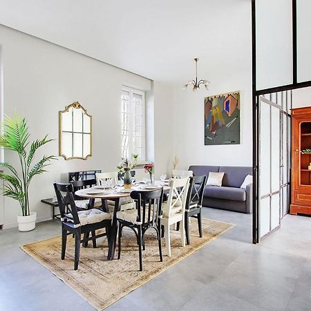 パリSuperbe Loft 2Br - Buttes Chaumontアパートメント エクステリア 写真